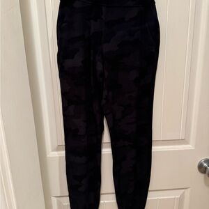 Lululemon Align Joggers - Size 4